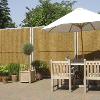 Greenscreen Fencing by Livingreendesign